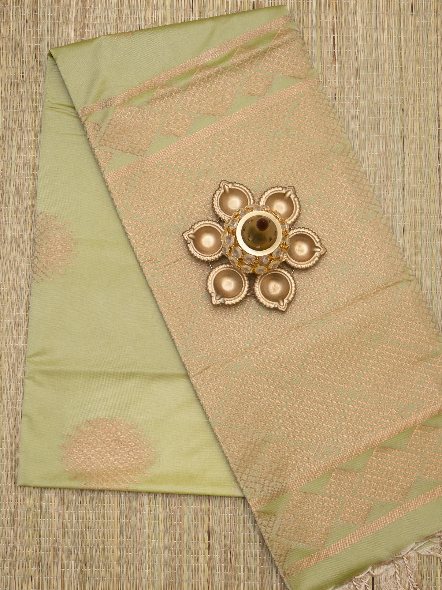 Soft Silk Jari Border