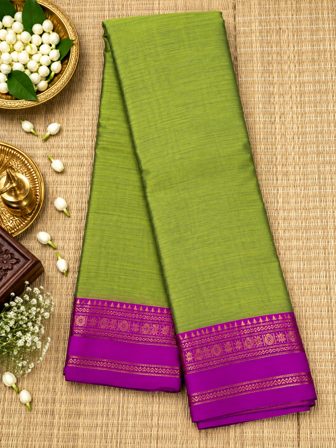 Gadwal Plain Silk Saree