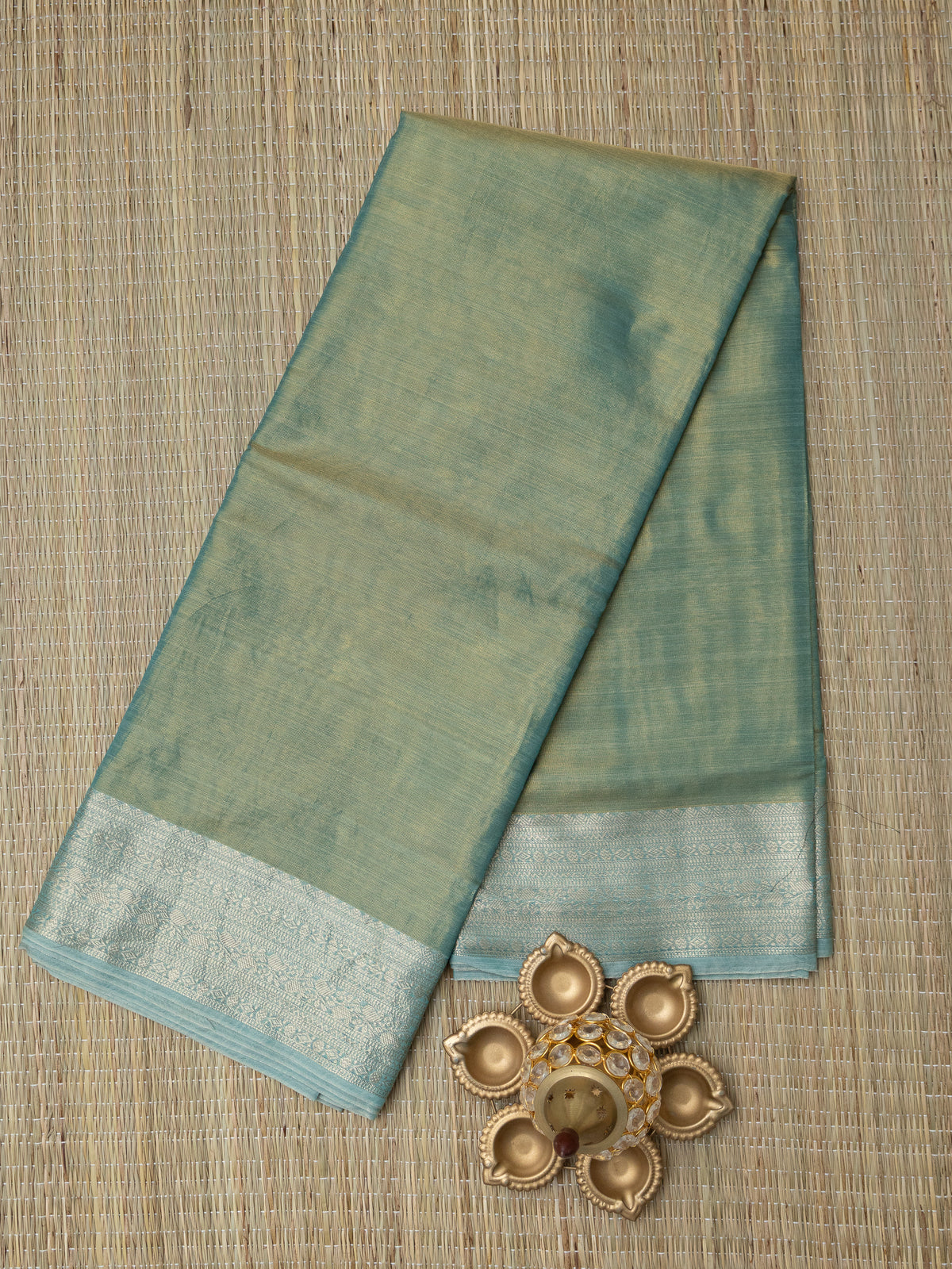 Tissue silk