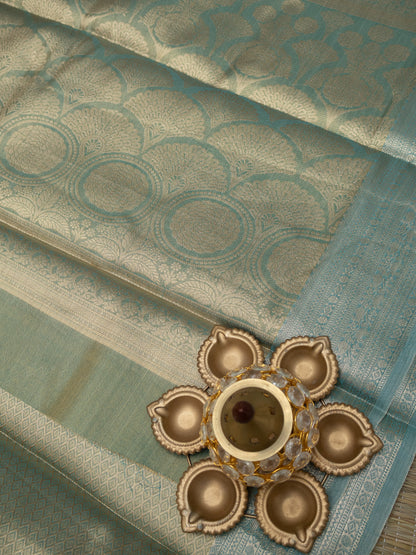 Tissue silk