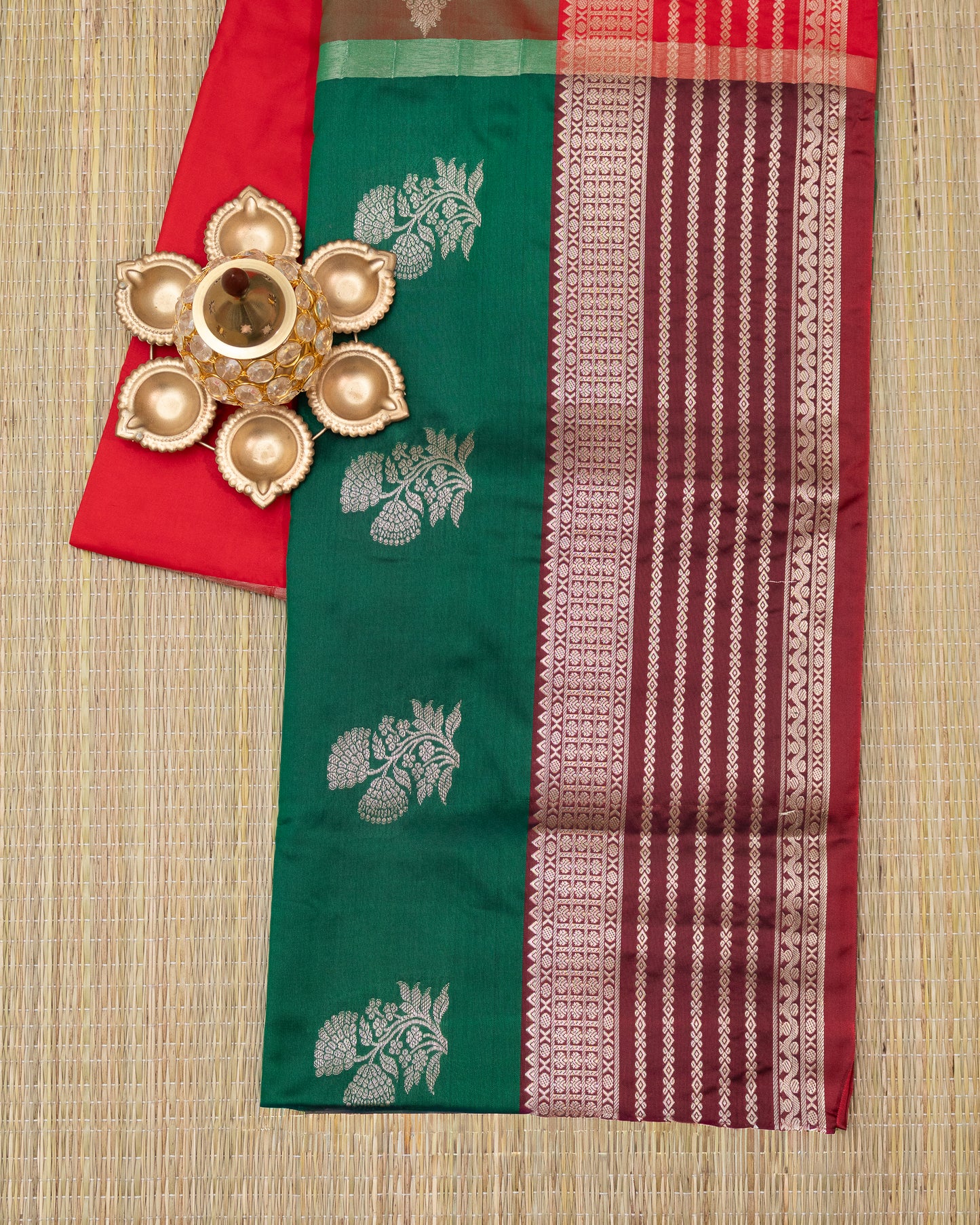 Rozi Banarasi saree