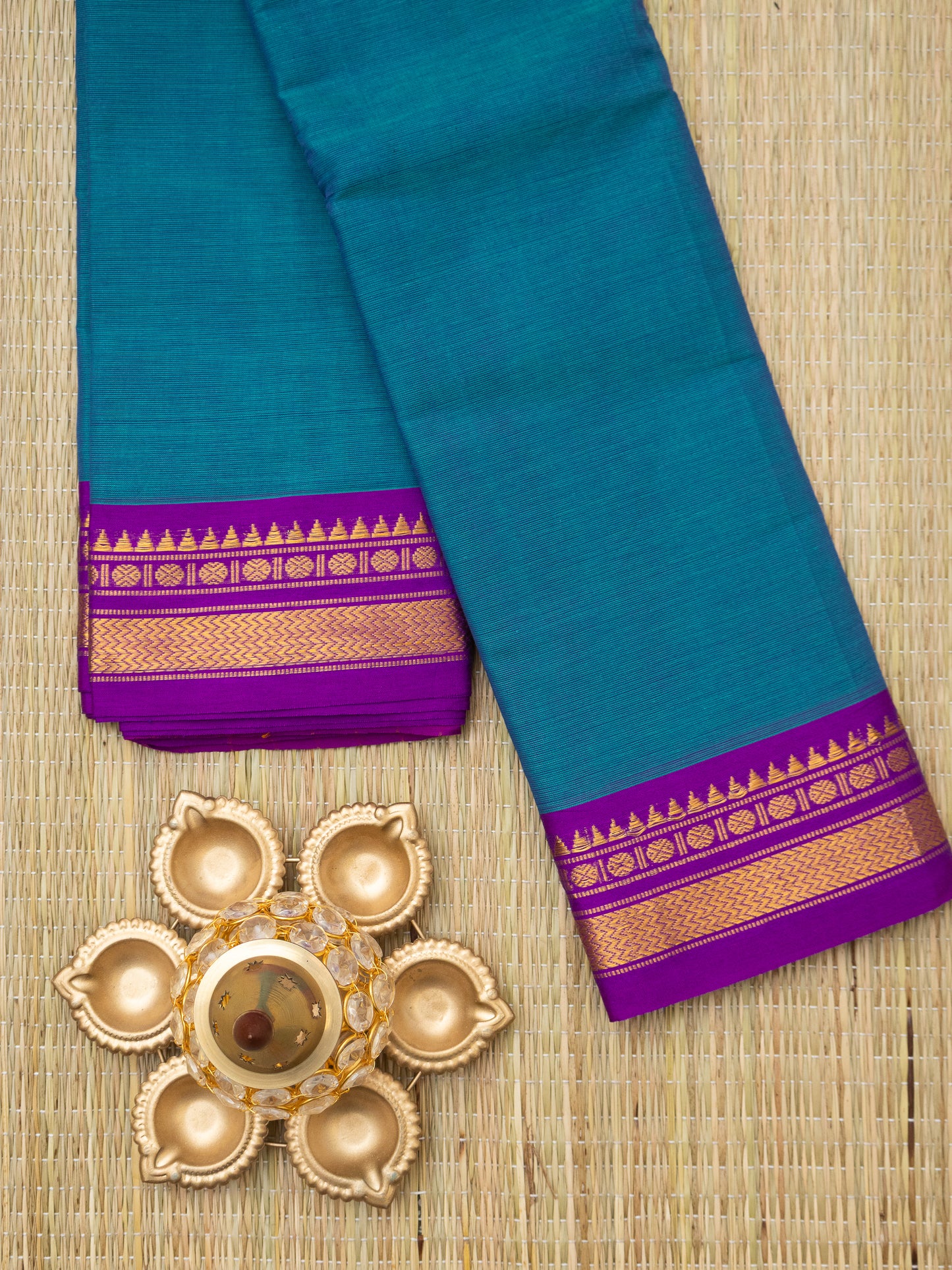 Gadwal Plain Cotton Saree