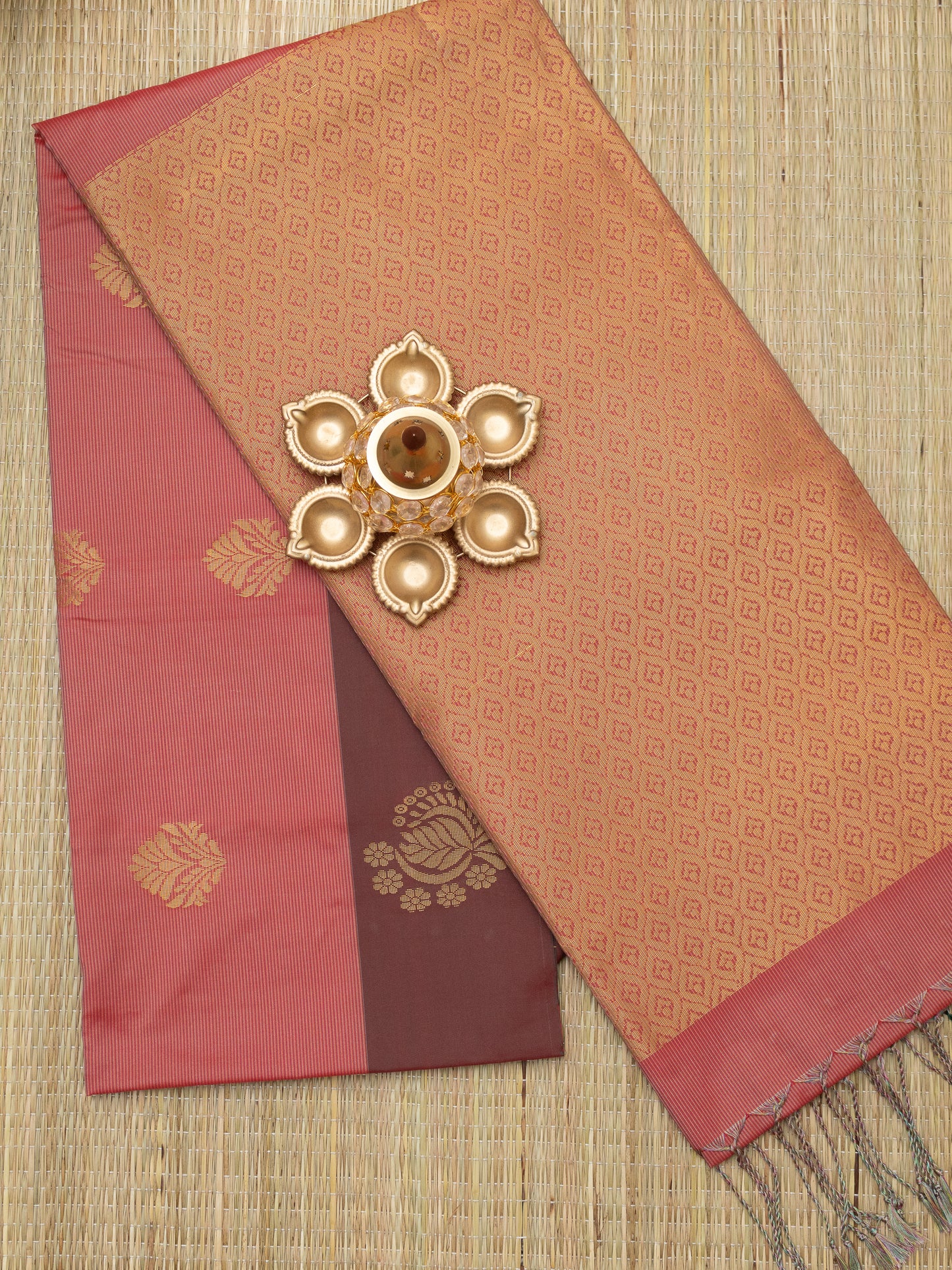 Soft Silk Jari Border