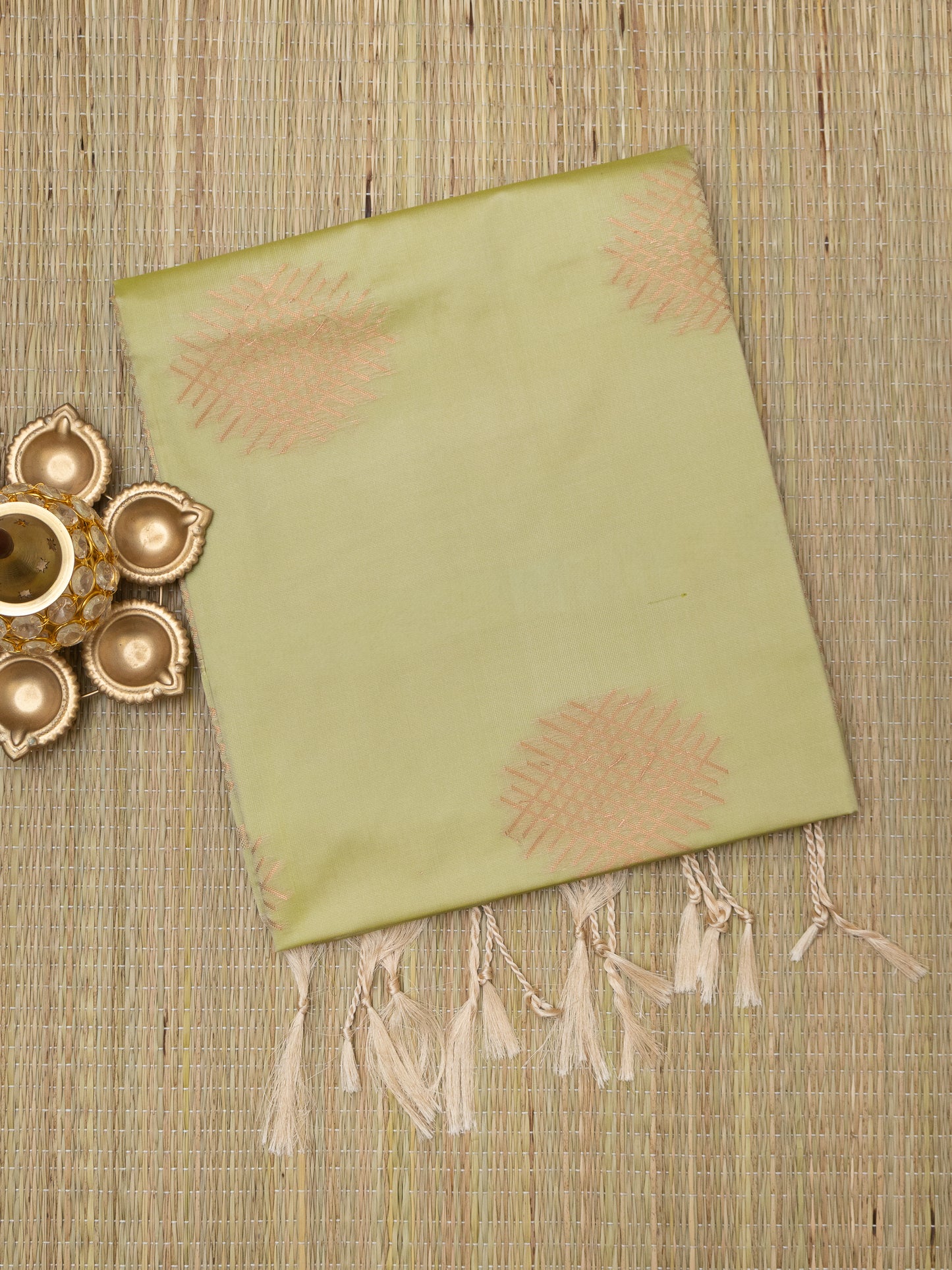 Soft Silk Jari Border