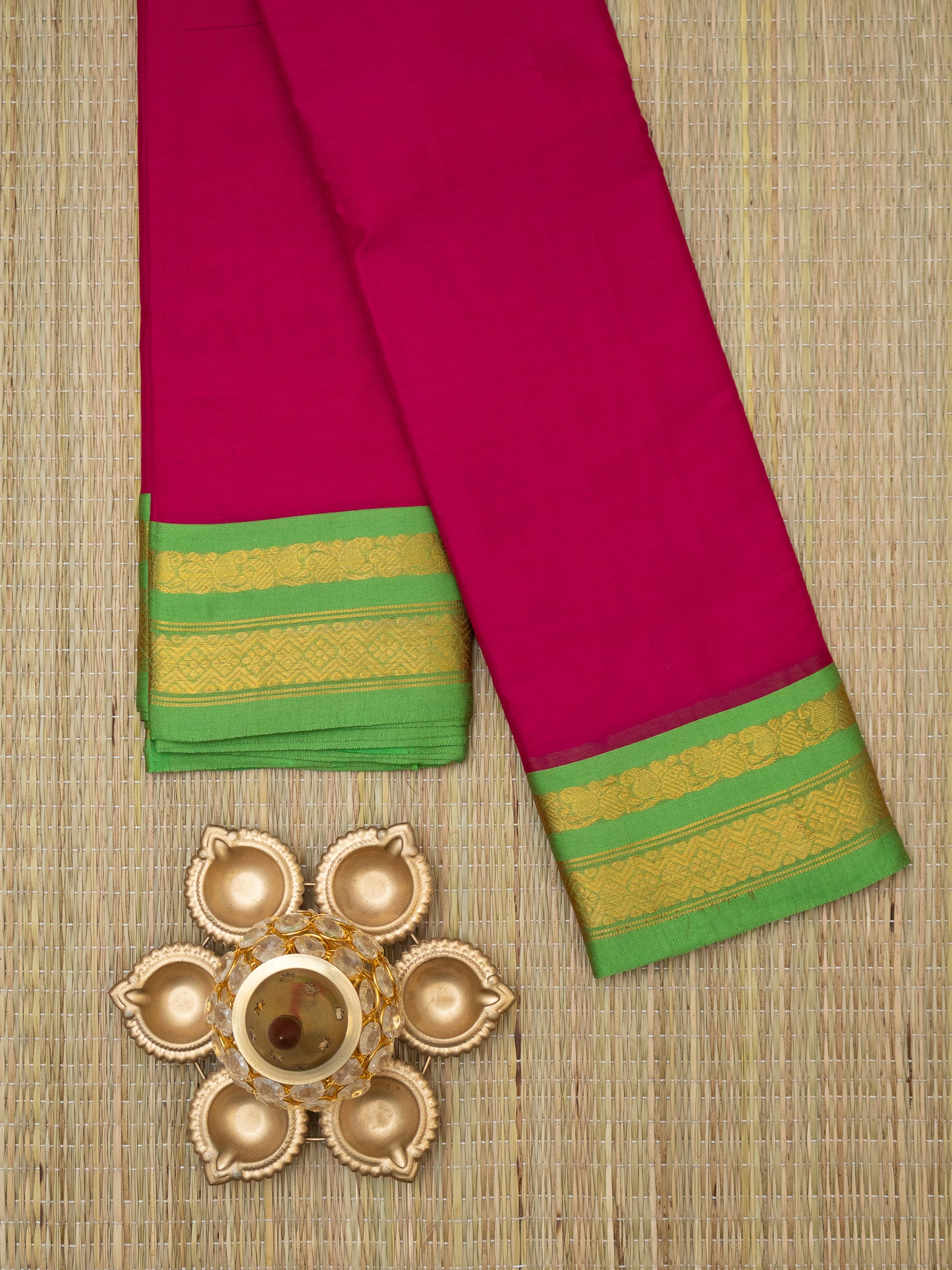 Gadwal Plain Silk Saree