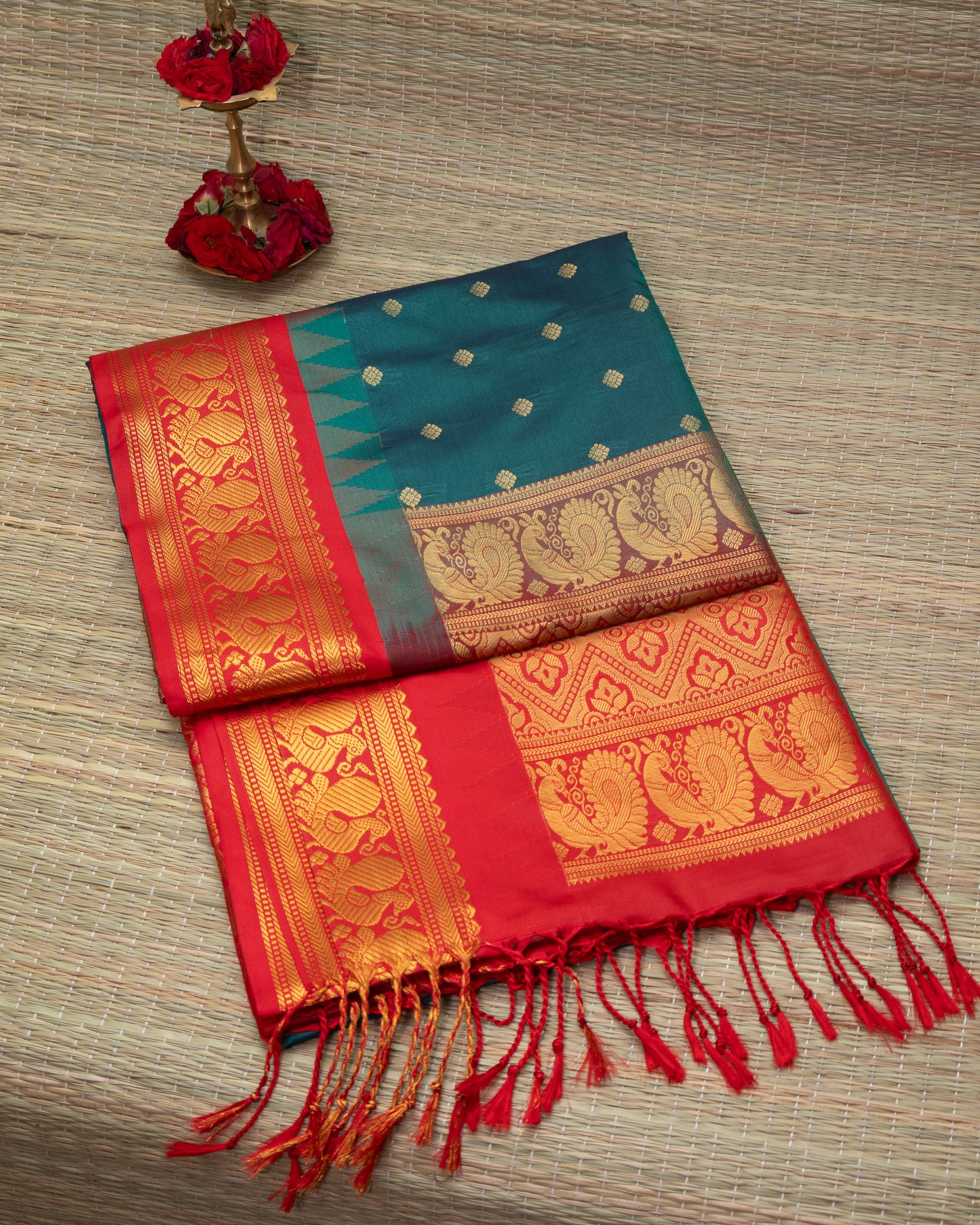 Semi Silk Padmavath Temple Korvai Border