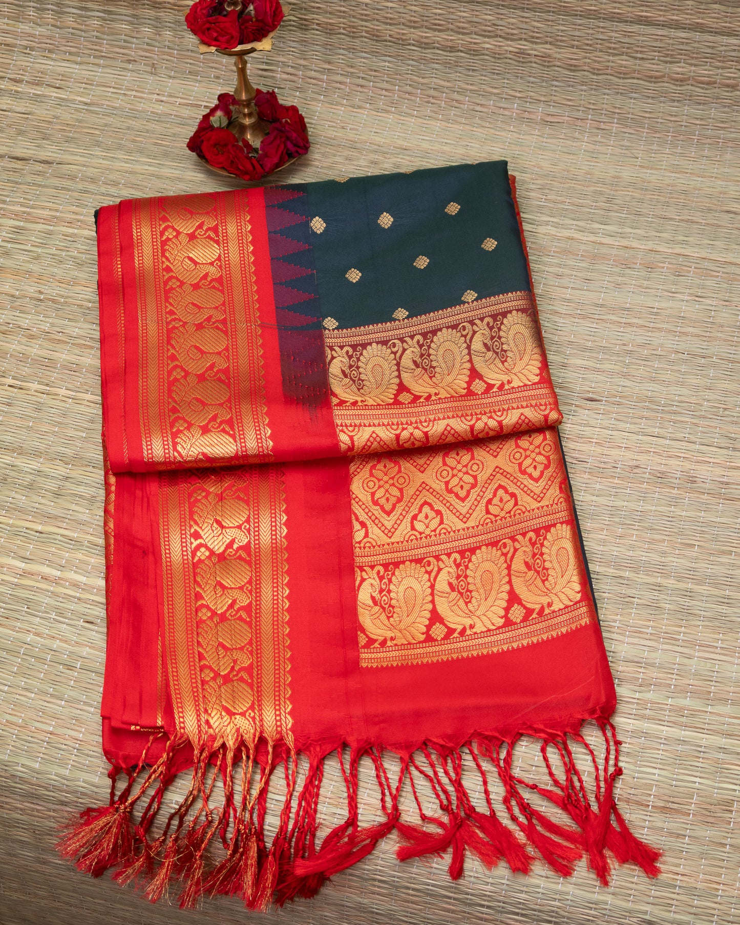 Semi Silk Padmavath Temple Korvai Border