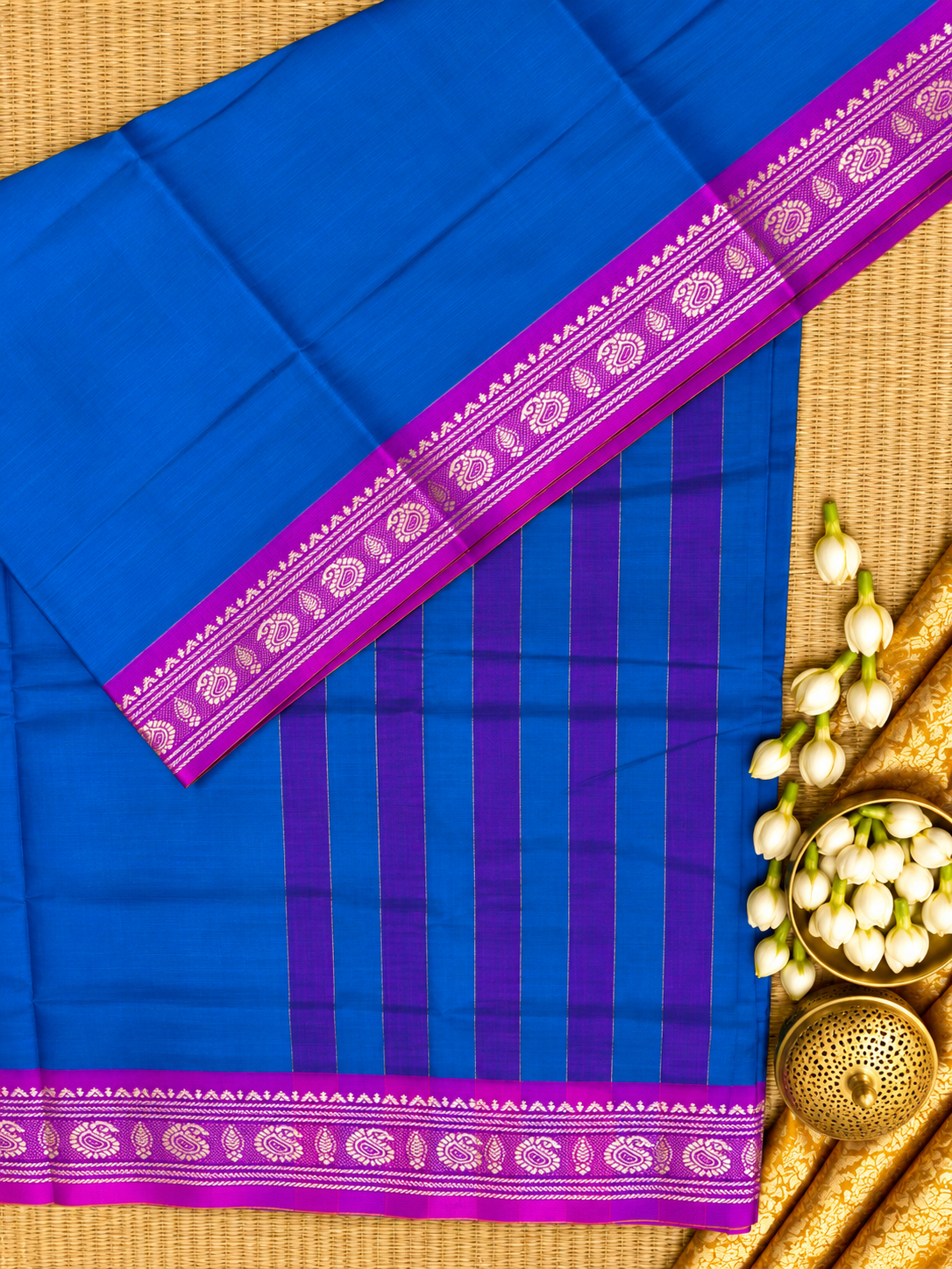 Gadwal Plain Cotton with Tread Border
